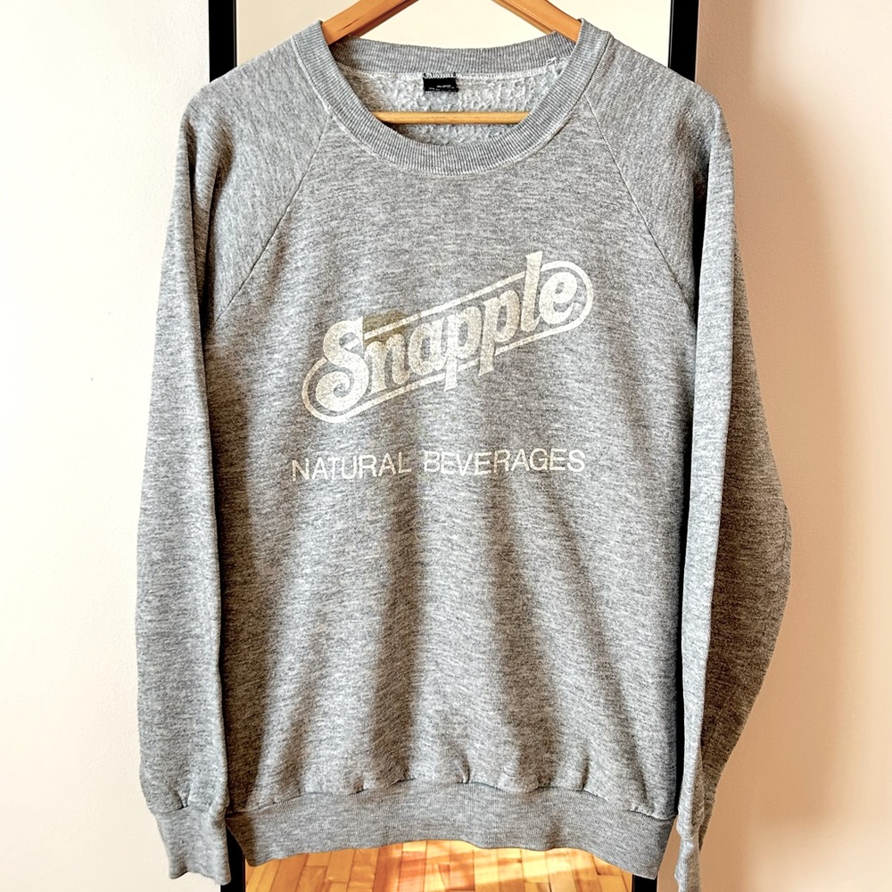 Vintage 80s Snapple crewneck sweater sweatshirt snack drinks Screen Stars Tee